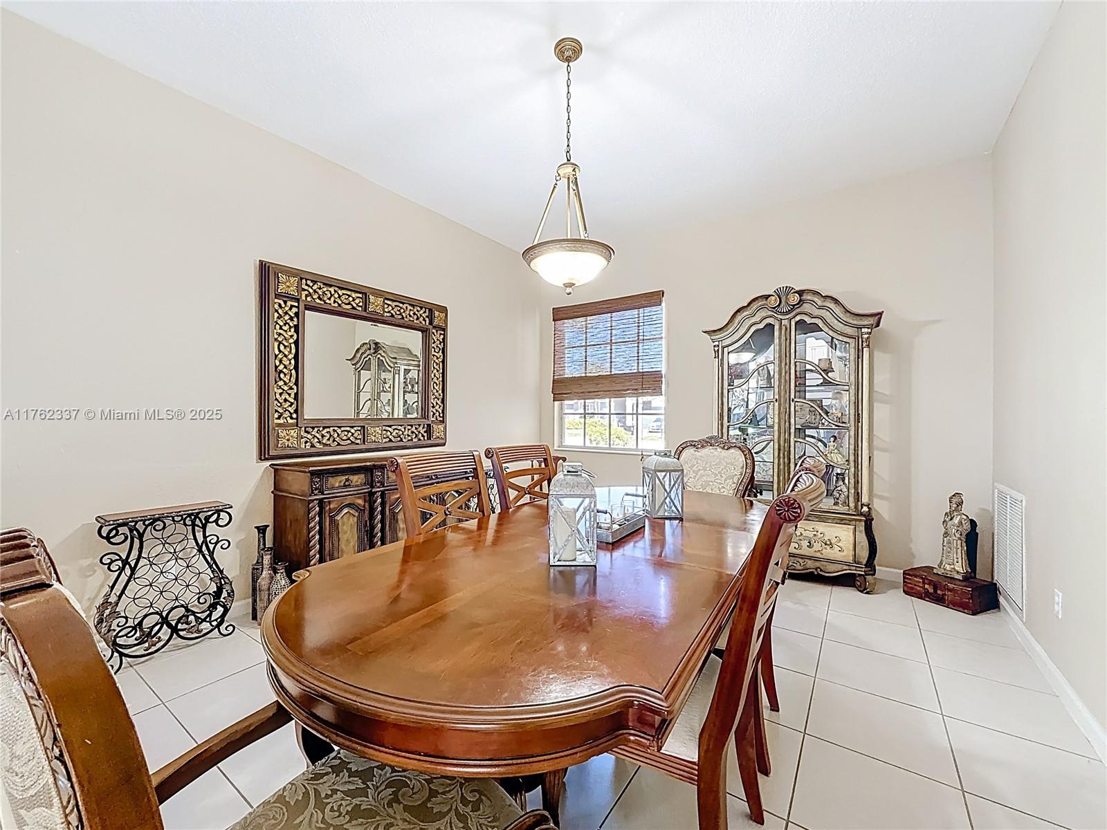 FOURTH  REPLAT OF PORTOFI - Residential