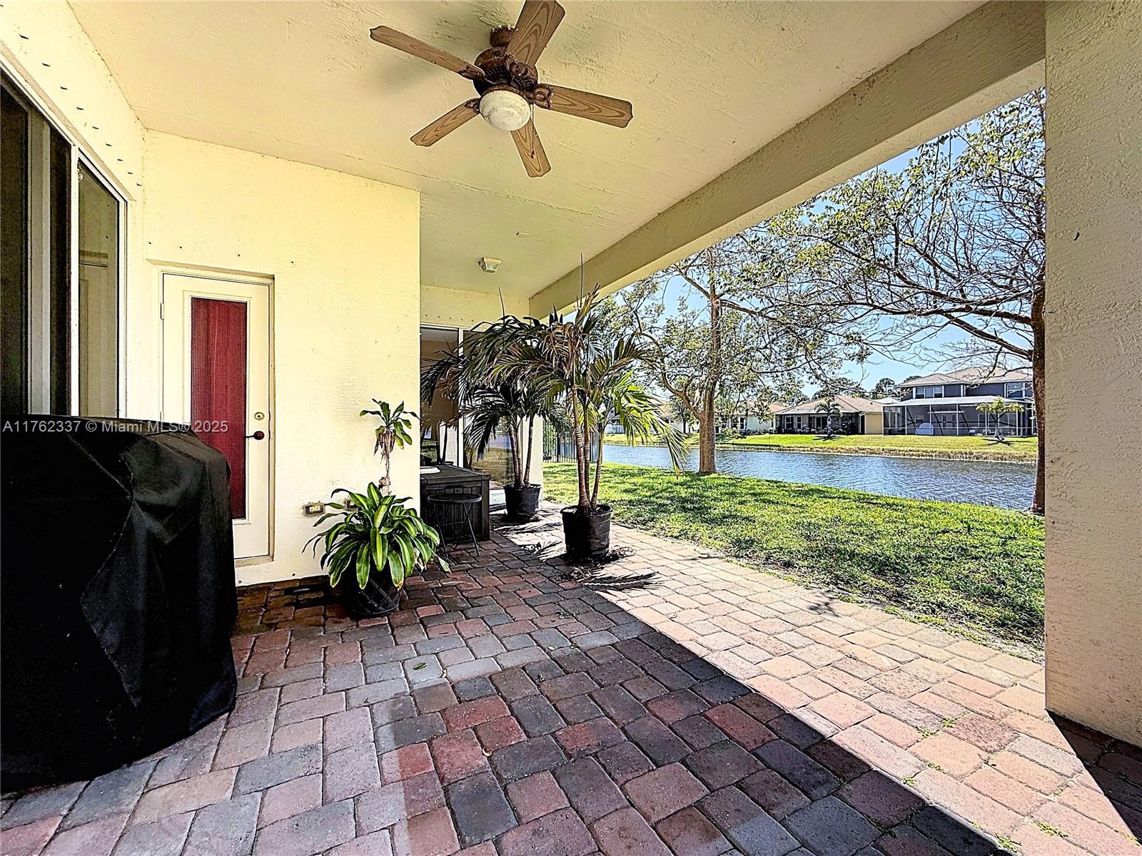 FOURTH  REPLAT OF PORTOFI - Residential