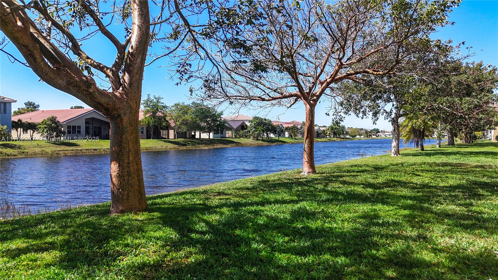 FOURTH  REPLAT OF PORTOFI - Residential