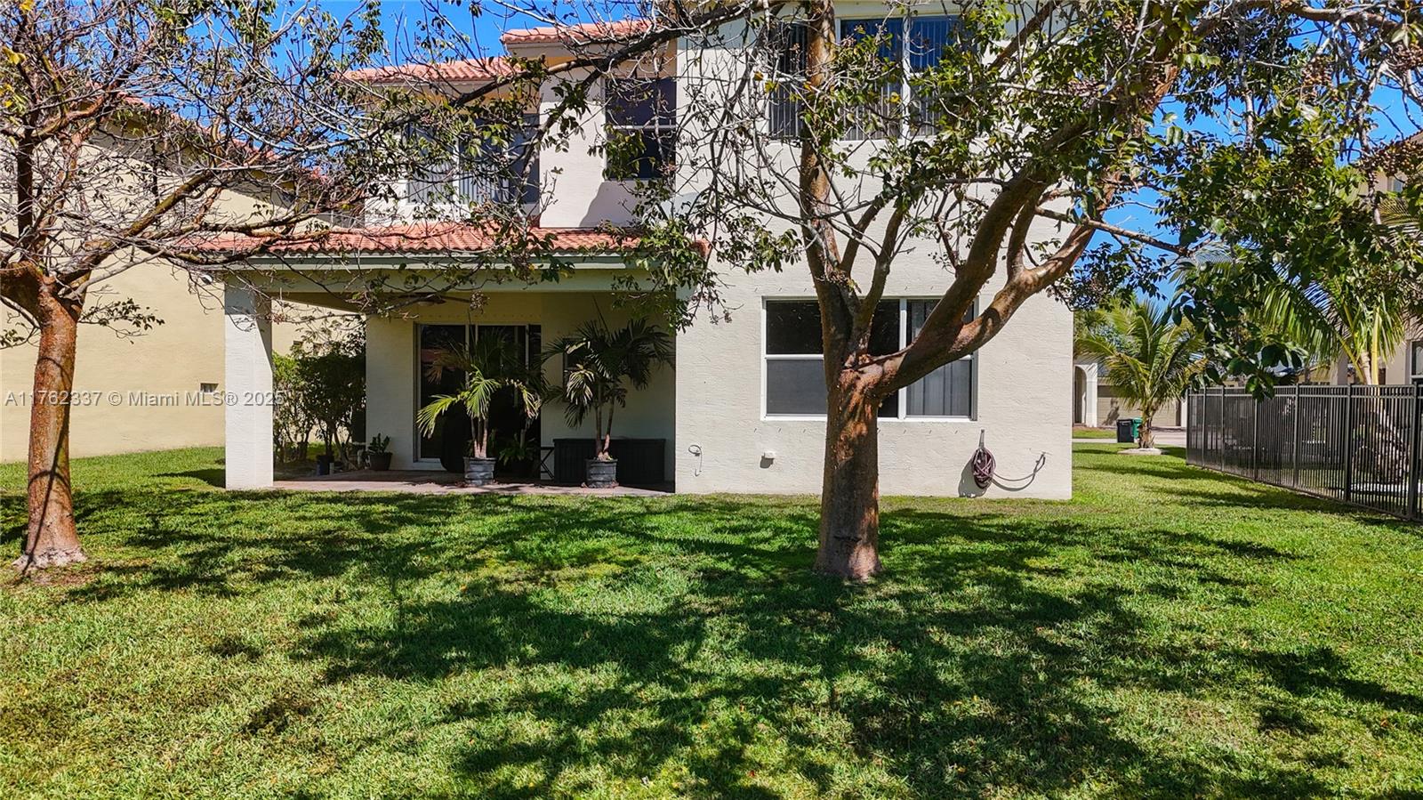 FOURTH  REPLAT OF PORTOFI - Residential