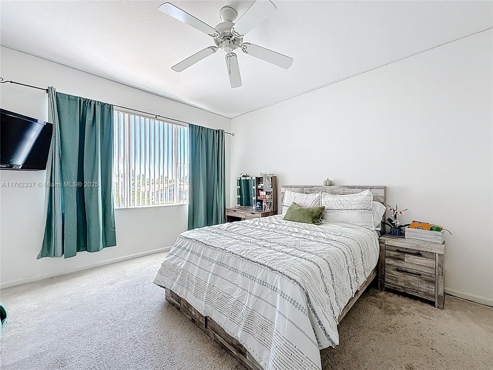 FOURTH  REPLAT OF PORTOFI - Residential