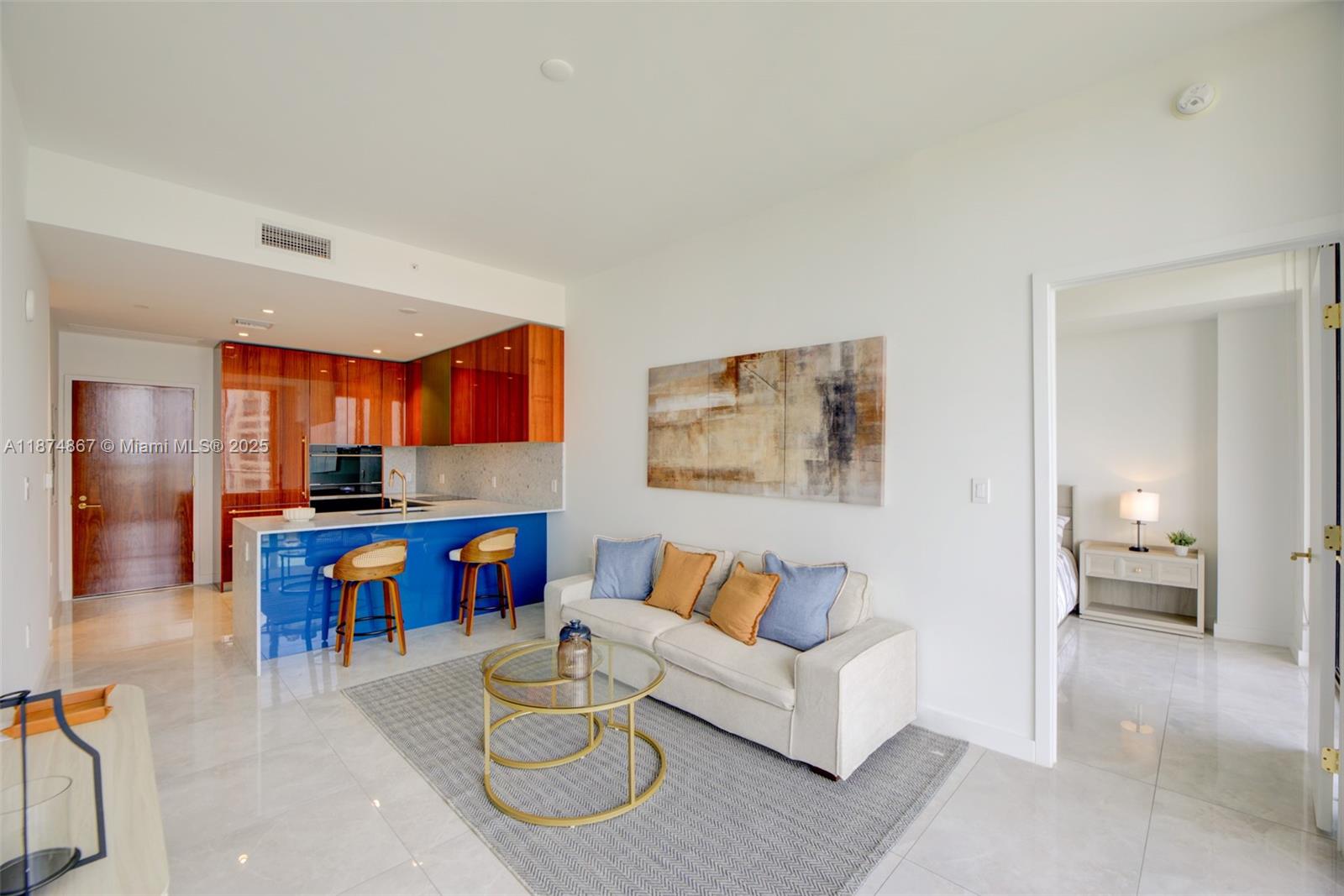 2678 Tigertail Ave 1403