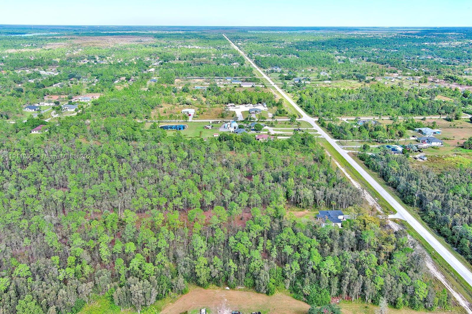 GOLDEN GATE EST - Land