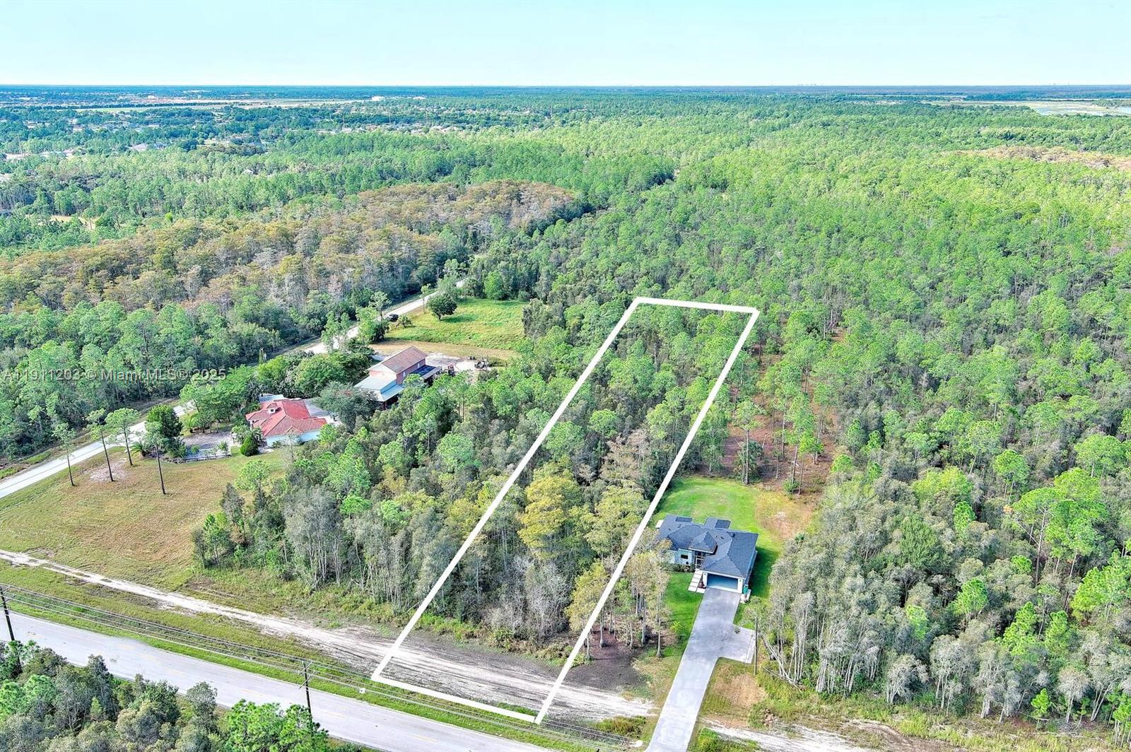 GOLDEN GATE EST - Land