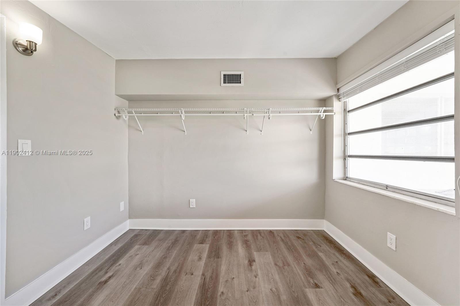 LEISURE CITY SEC 3 - Residential