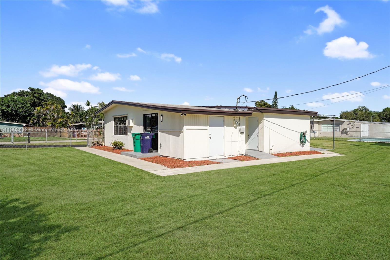 LEISURE CITY SEC 3 - Residential