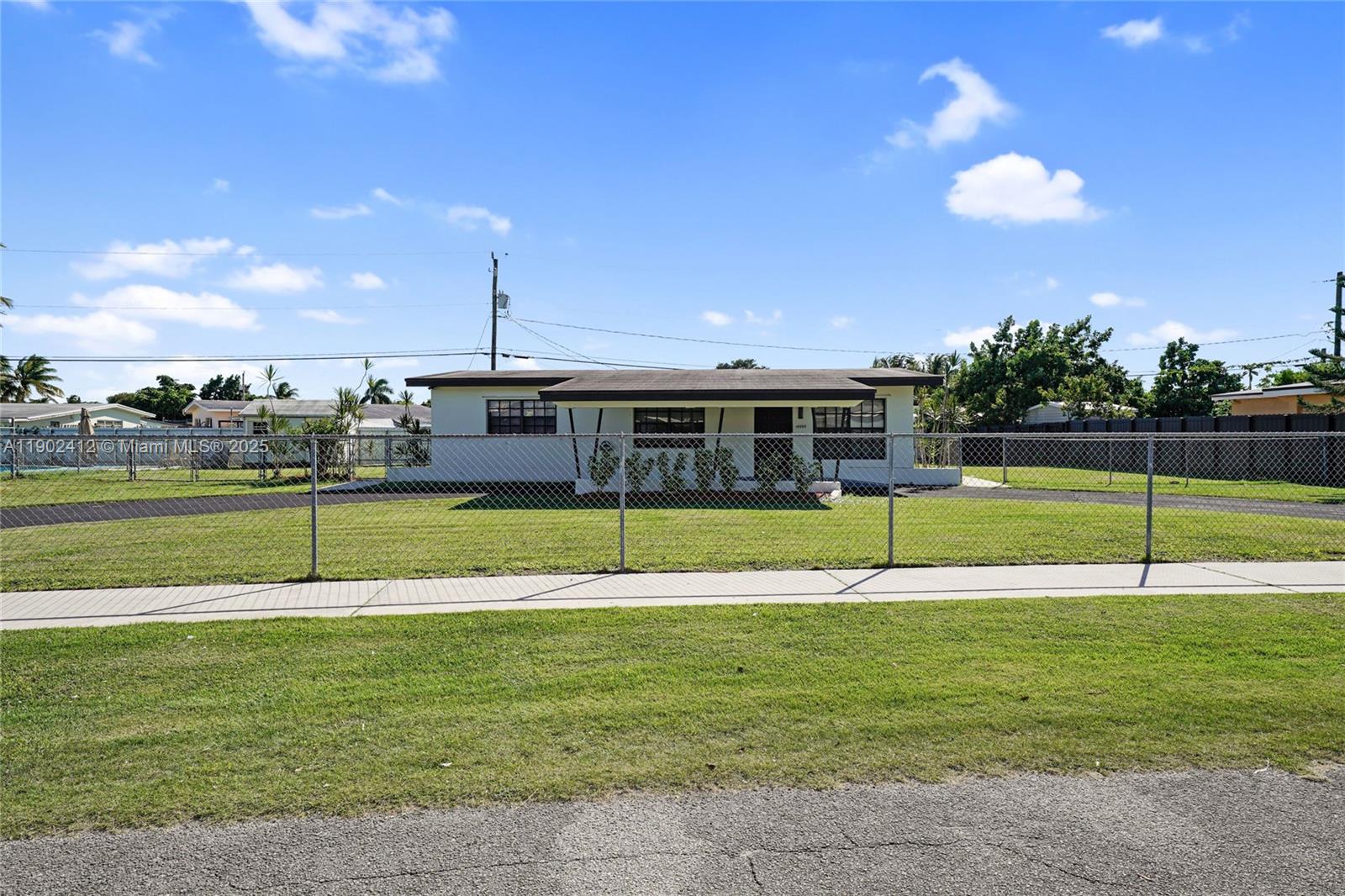 LEISURE CITY SEC 3 - Residential