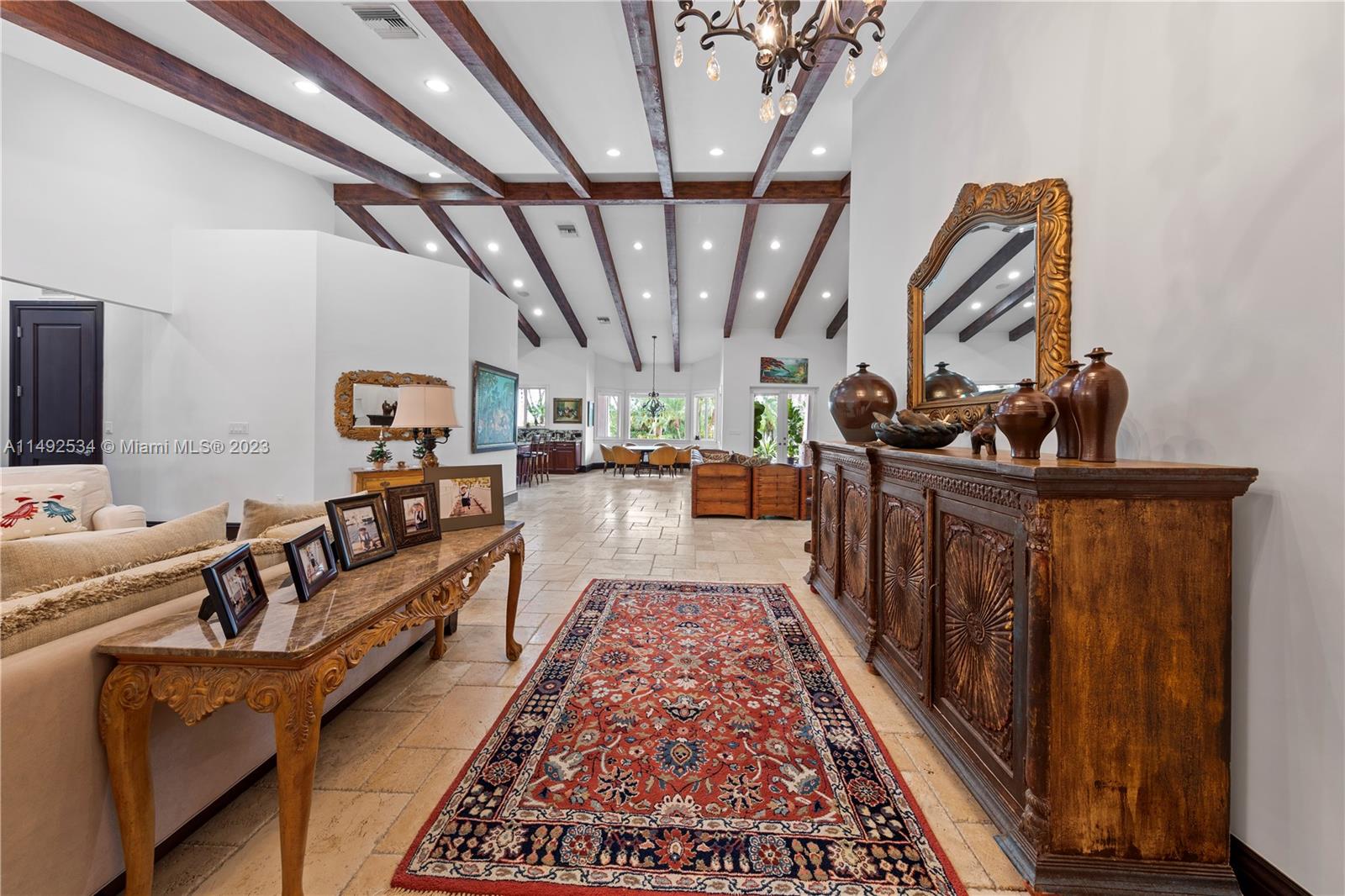 5 ACRE ESTATE - Residential