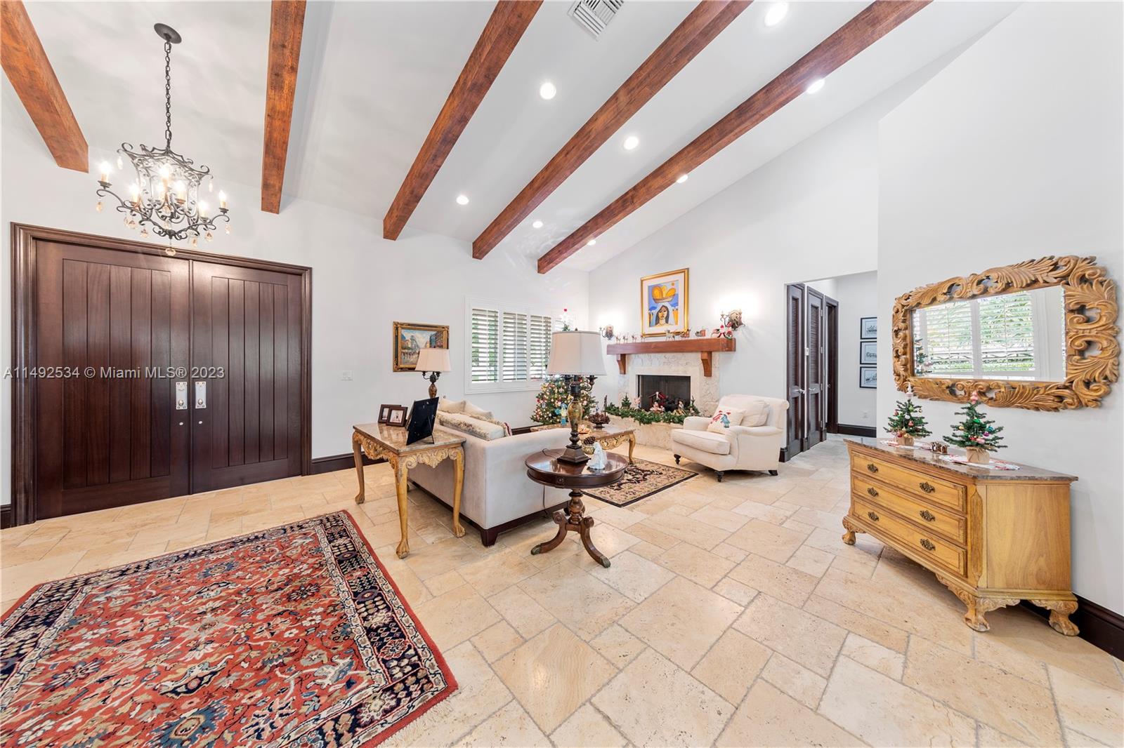 5 ACRE ESTATE - Residential