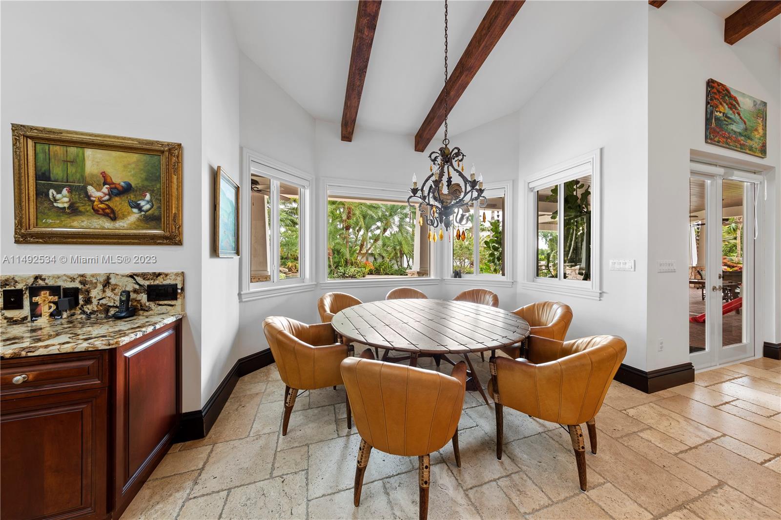 5 ACRE ESTATE - Residential