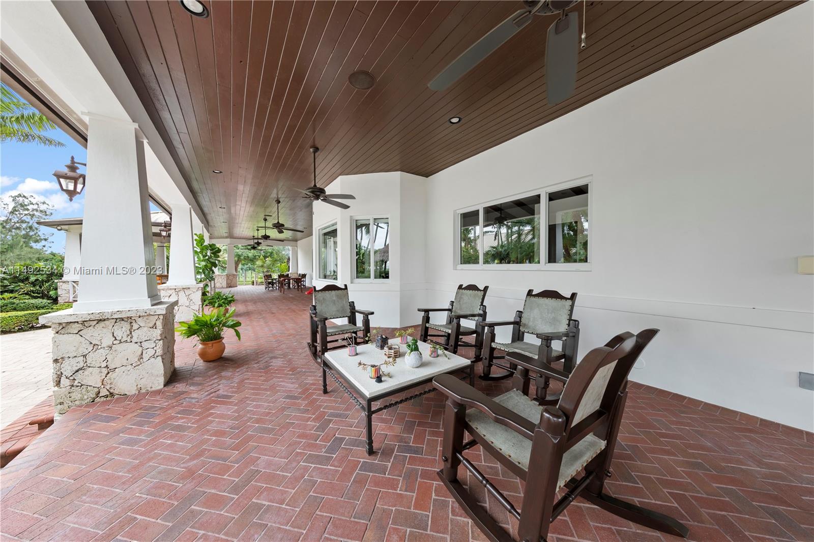 5 ACRE ESTATE - Residential