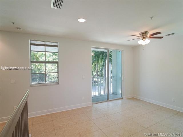 7738 NW 5th St 7746