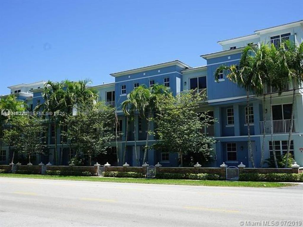 Photo of 7738 NW 5th St #7740, Plantation, FL 33324 (MLS # A12018220)