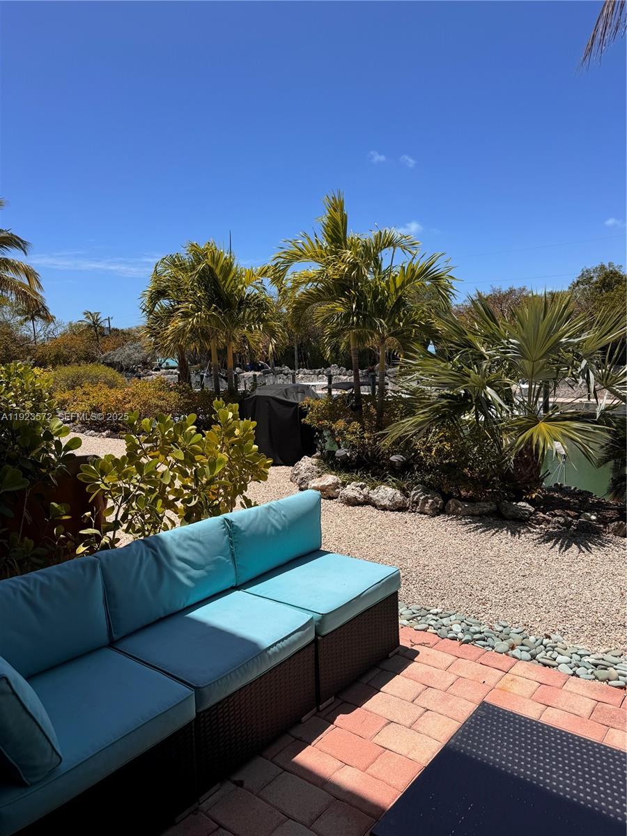 BUTTONWOOD BAY CLUB CONDO - Residential Lease