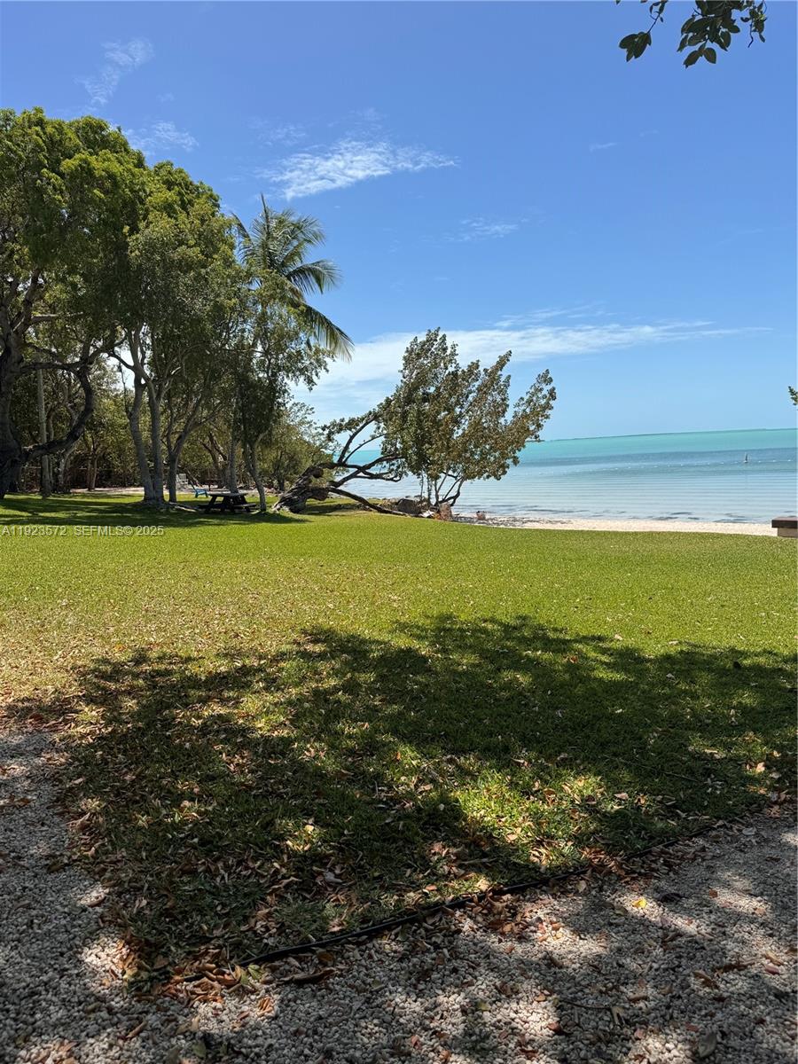 BUTTONWOOD BAY CLUB CONDO - Residential Lease