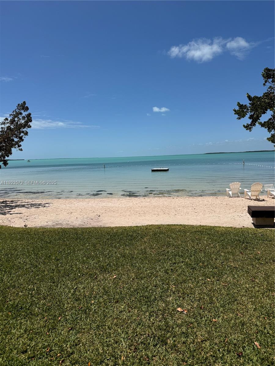 BUTTONWOOD BAY CLUB CONDO - Residential Lease