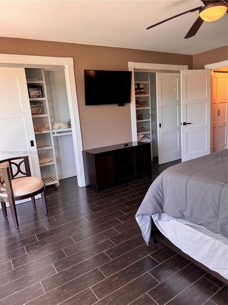 BUTTONWOOD BAY CLUB CONDO - Residential Lease