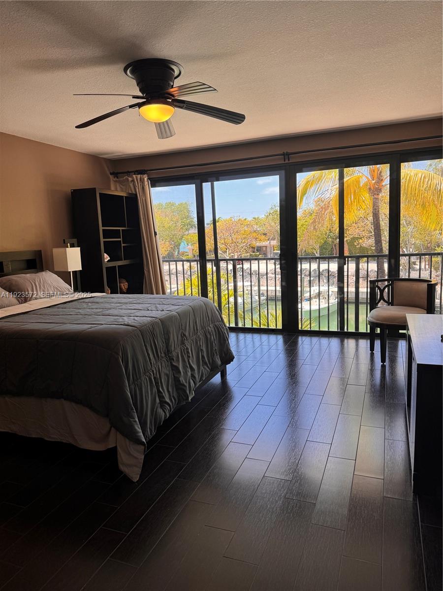 BUTTONWOOD BAY CLUB CONDO - Residential Lease