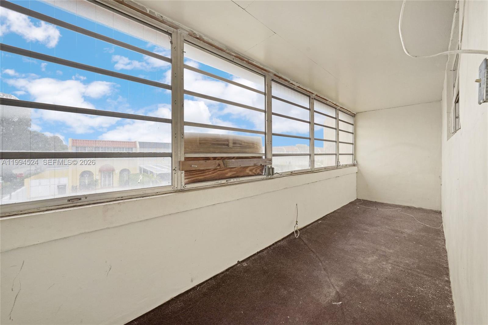 FIRST ADDN TO PALM SPRING - Residential