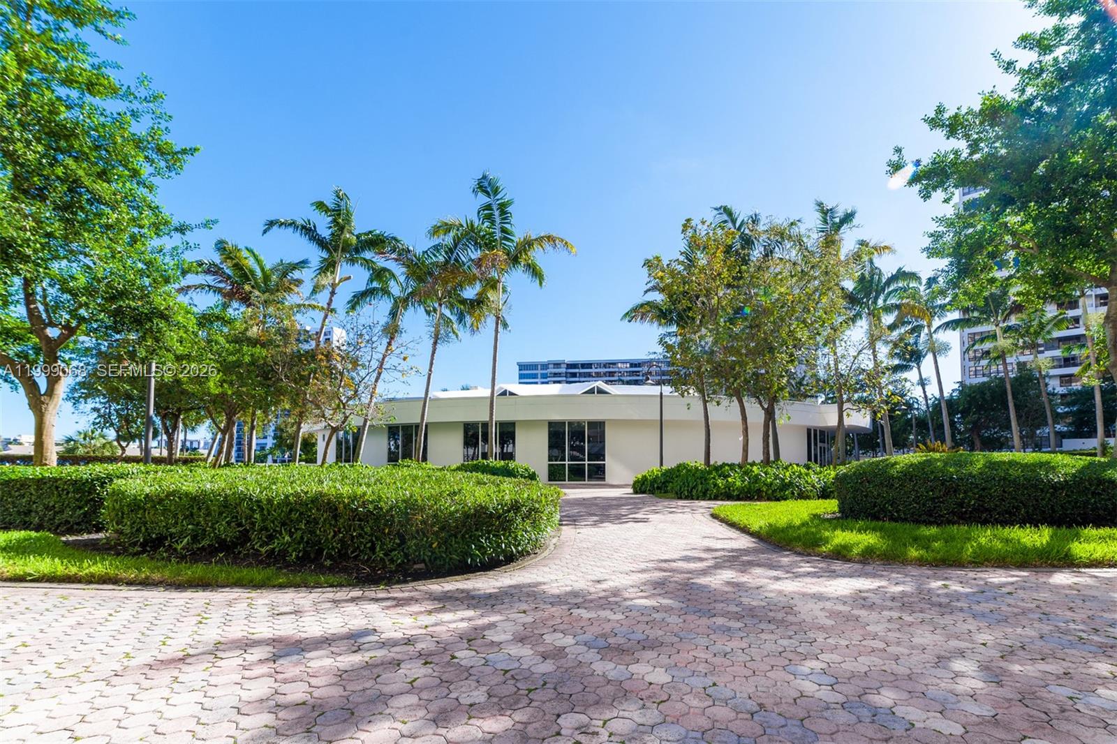 OLYMPUS CONDO PH A - Residential Lease