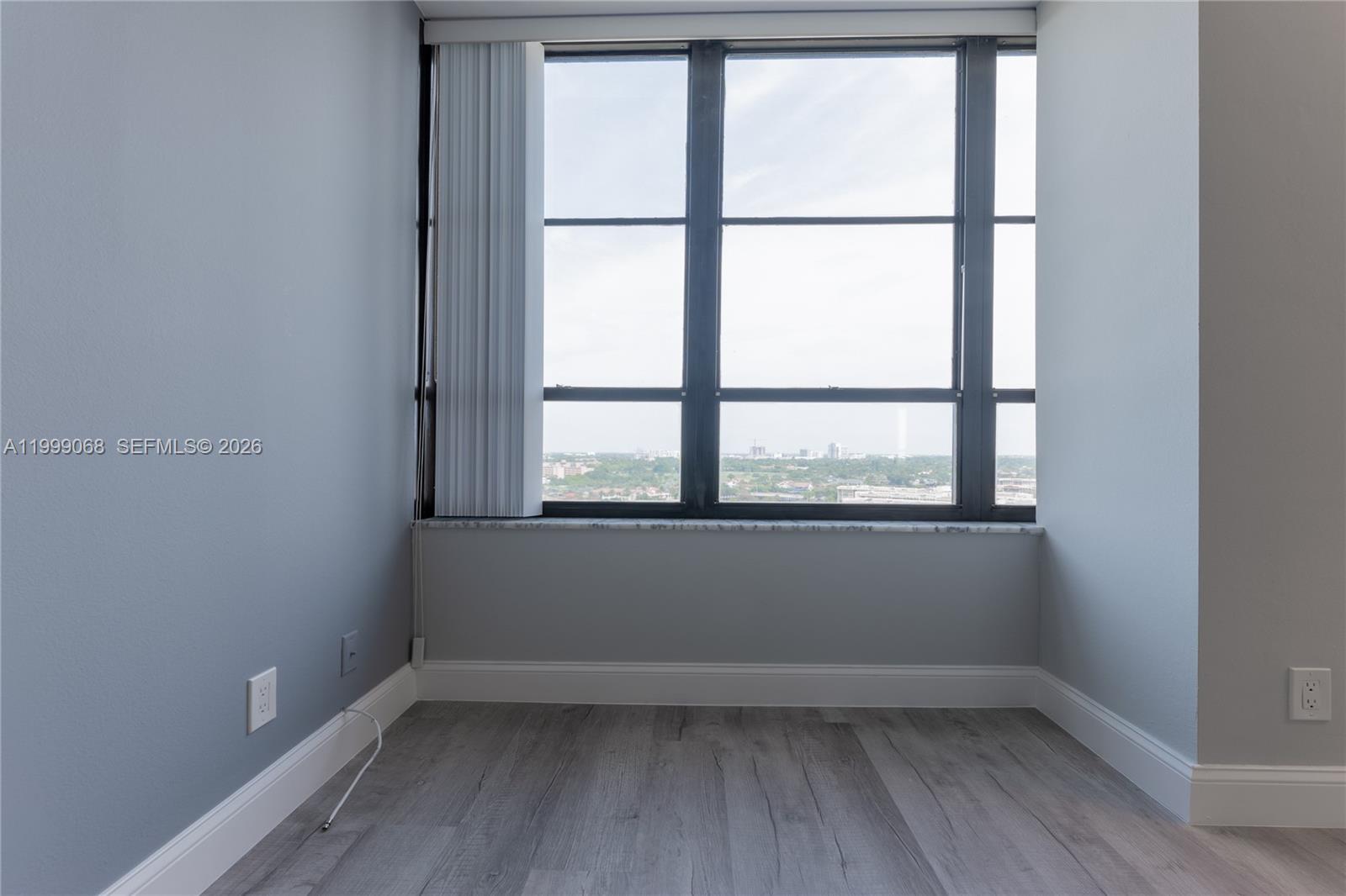 OLYMPUS CONDO PH A - Residential Lease