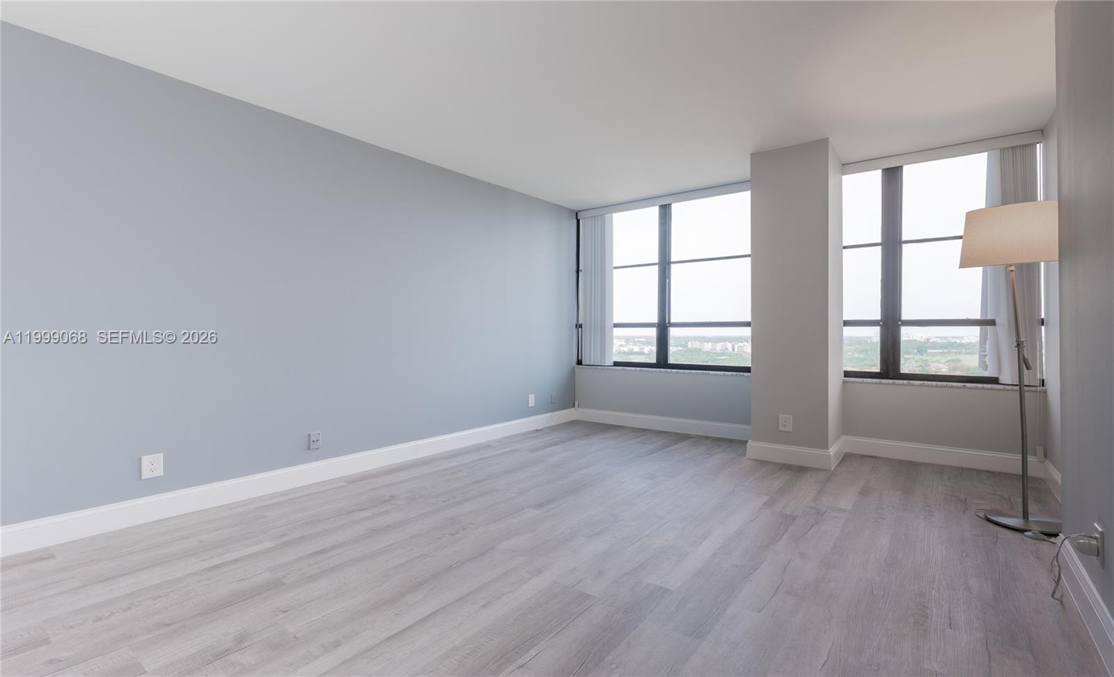 OLYMPUS CONDO PH A - Residential Lease