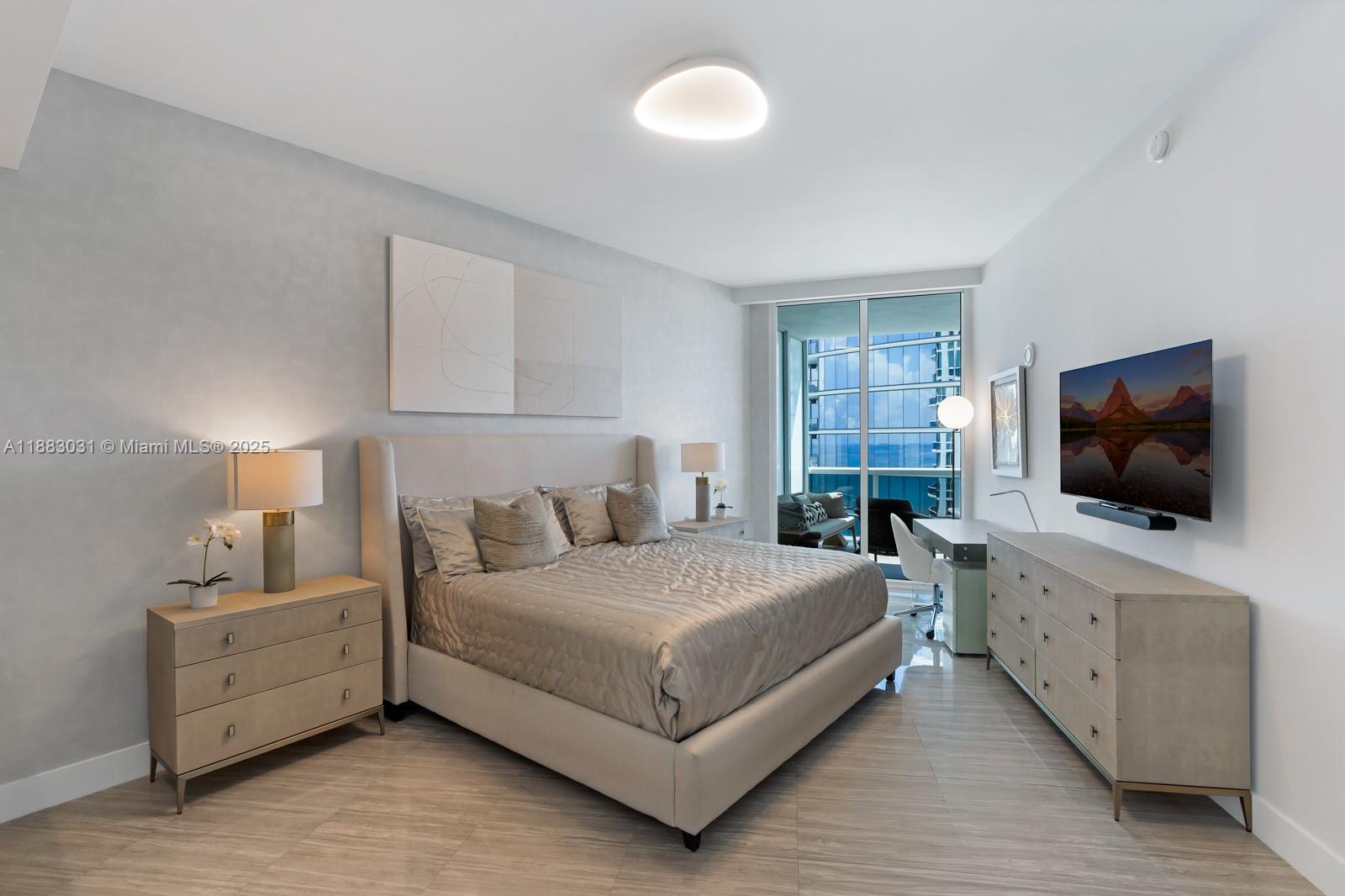 TDR TOWER III CONDO - Residential
