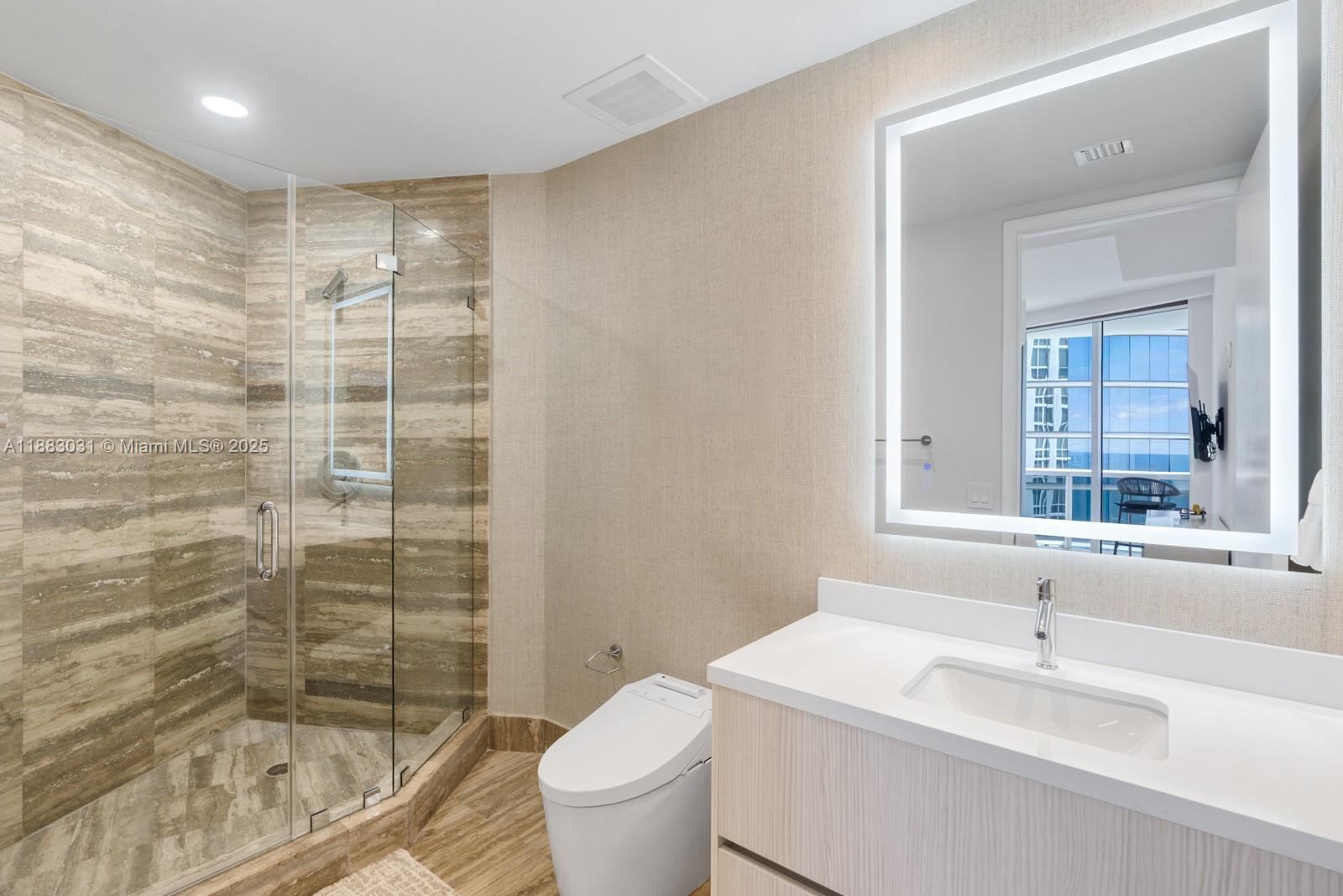 TDR TOWER III CONDO - Residential