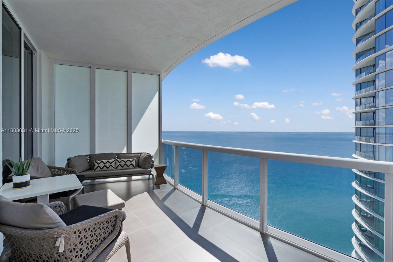 TDR TOWER III CONDO - Residential