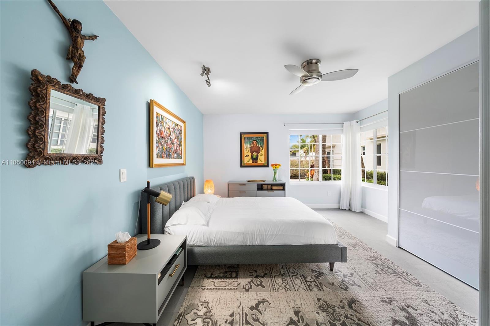1569 Michigan Ave 10