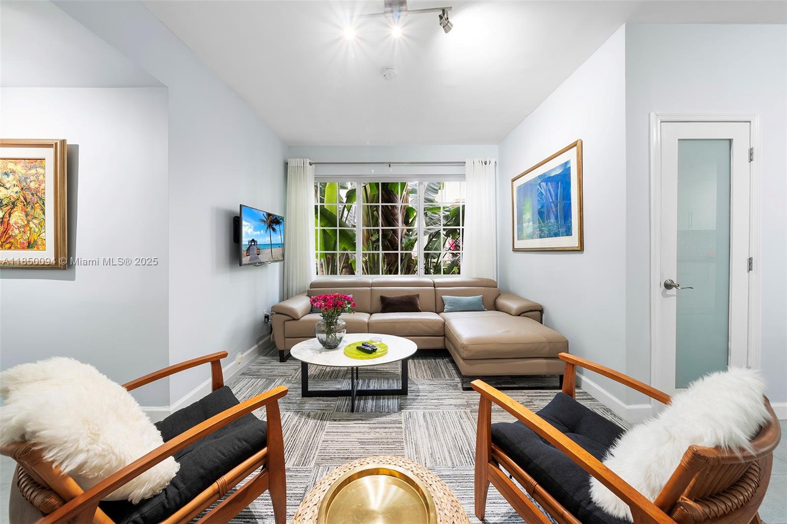1569 Michigan Ave 10