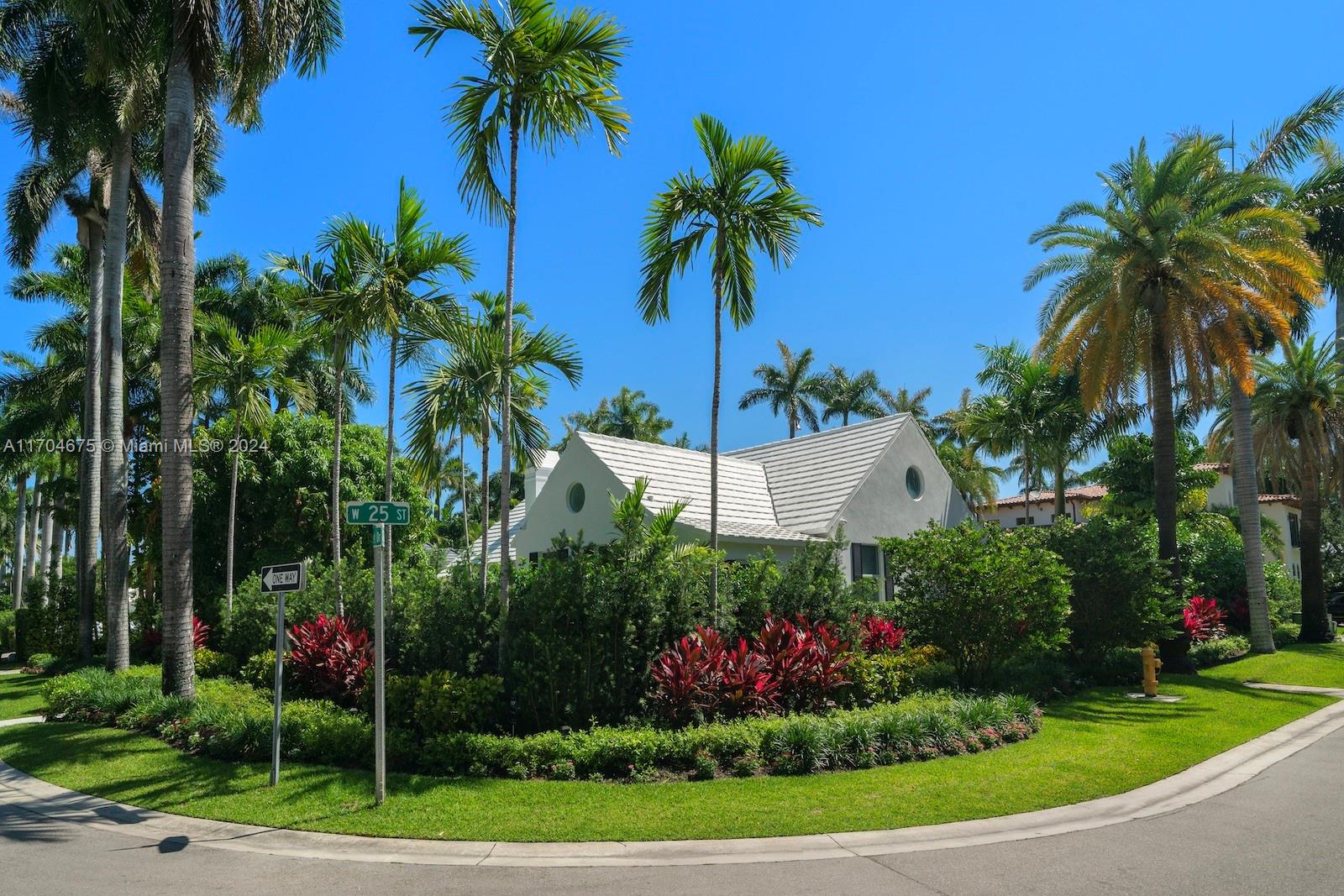 SUNSET ISLANDS-ISLAND NO - Residential