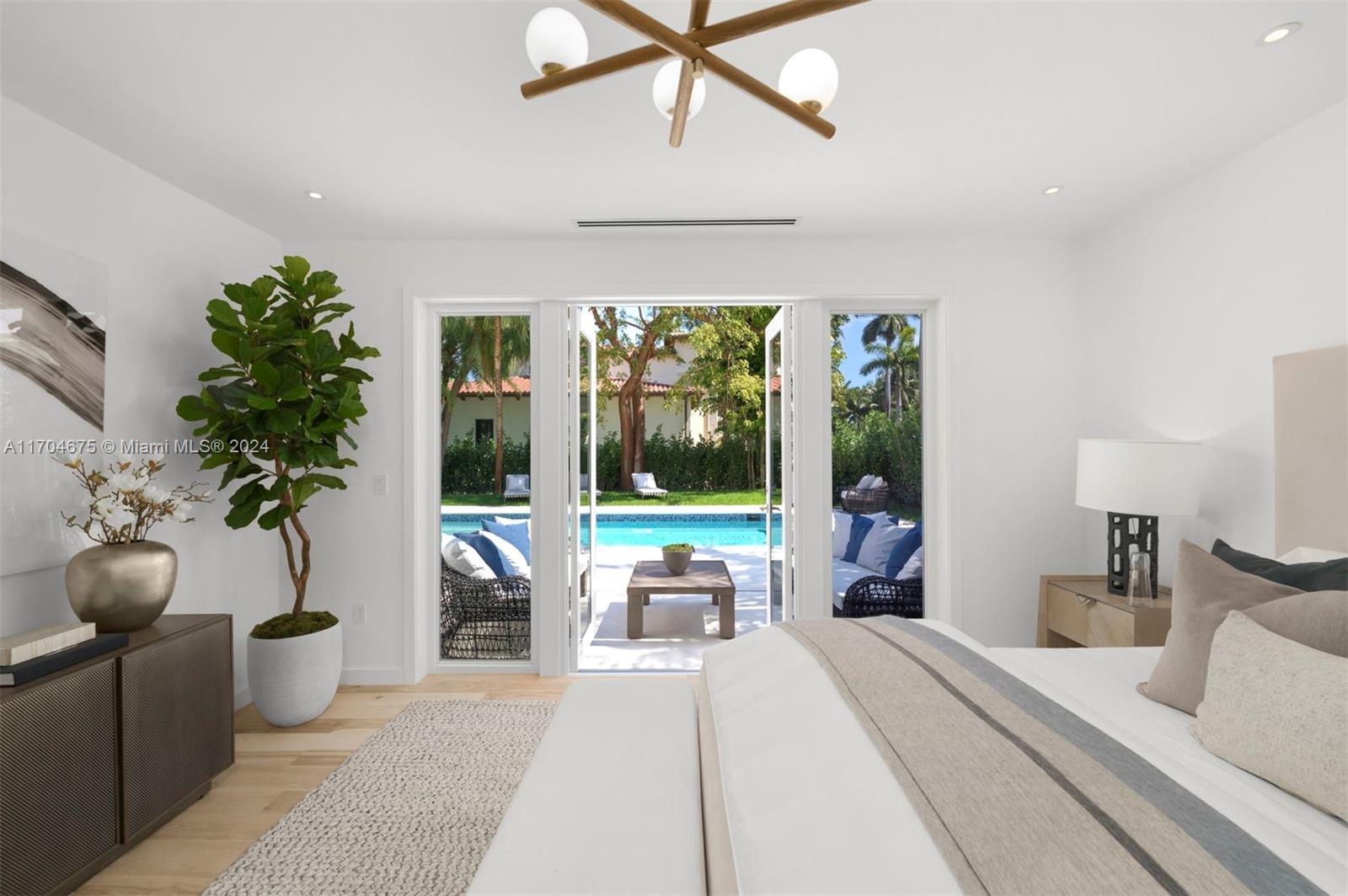 SUNSET ISLANDS-ISLAND NO - Residential