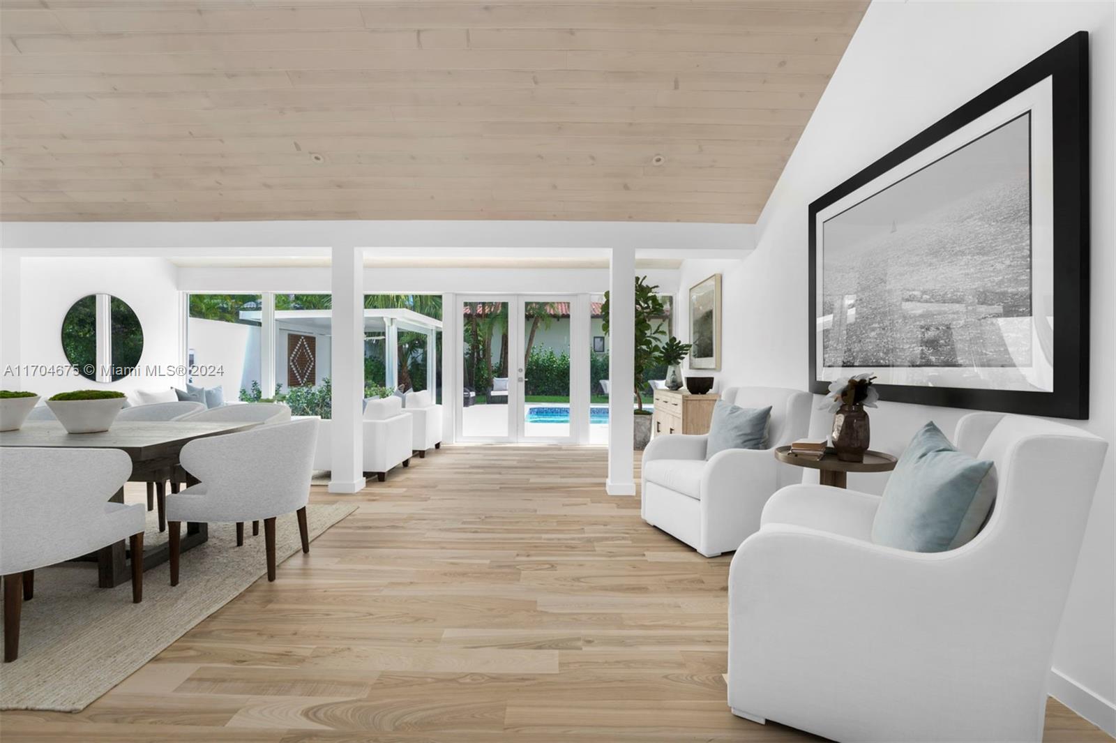 SUNSET ISLANDS-ISLAND NO - Residential