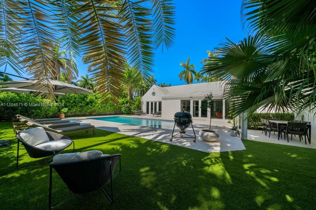 SUNSET ISLANDS-ISLAND NO - Residential