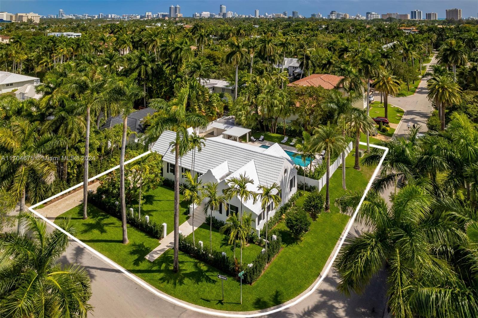 SUNSET ISLANDS-ISLAND NO - Residential