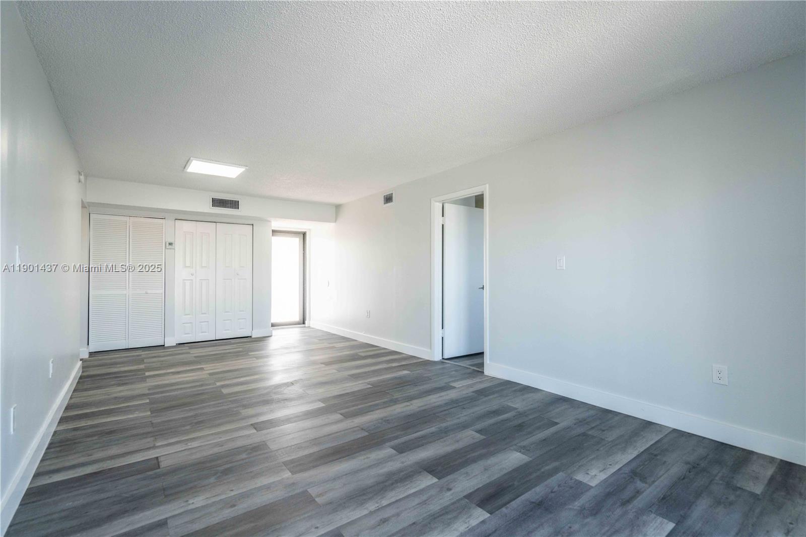 OCEANSIDE SEC ISLE OF NOR - Residential Lease