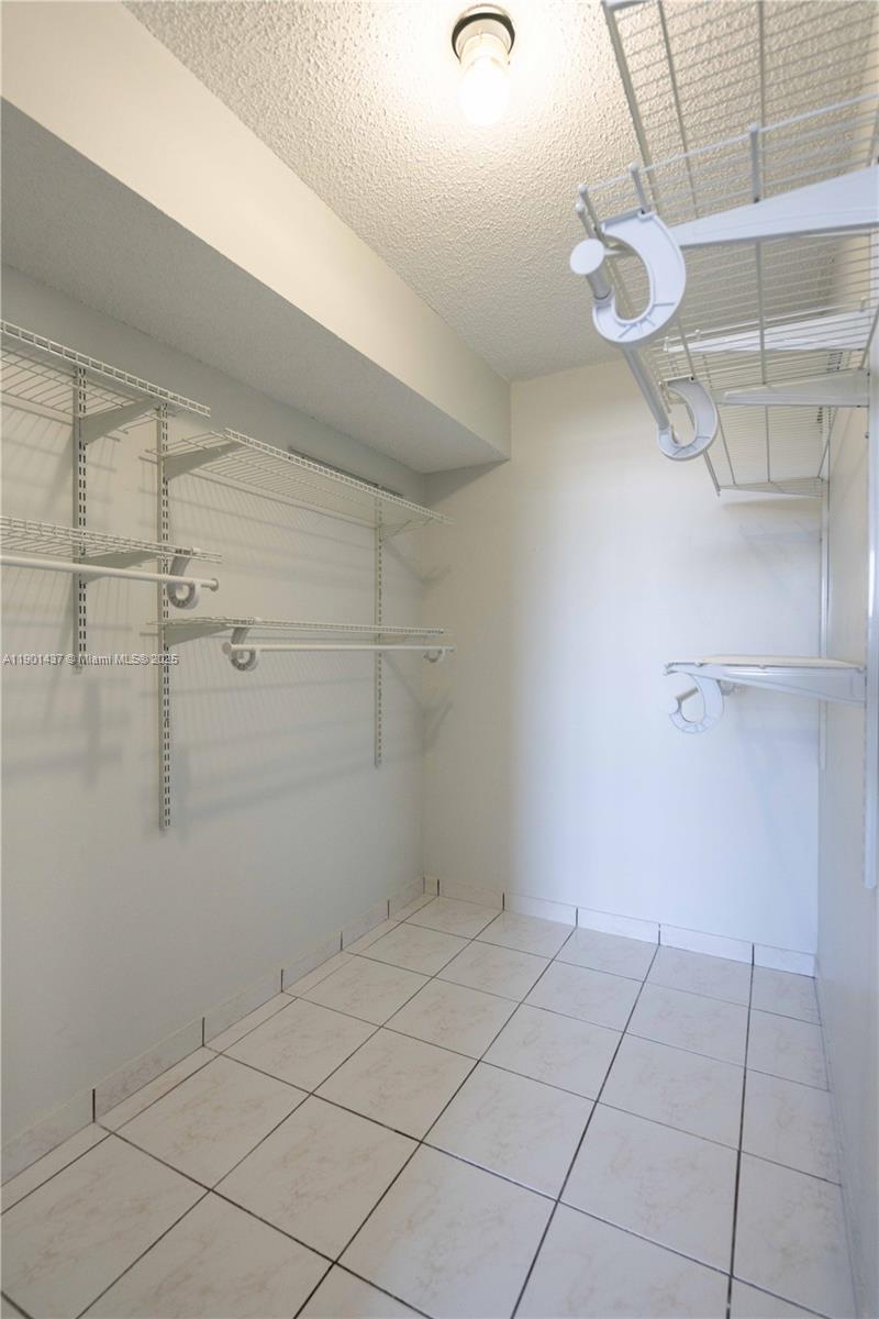 OCEANSIDE SEC ISLE OF NOR - Residential Lease