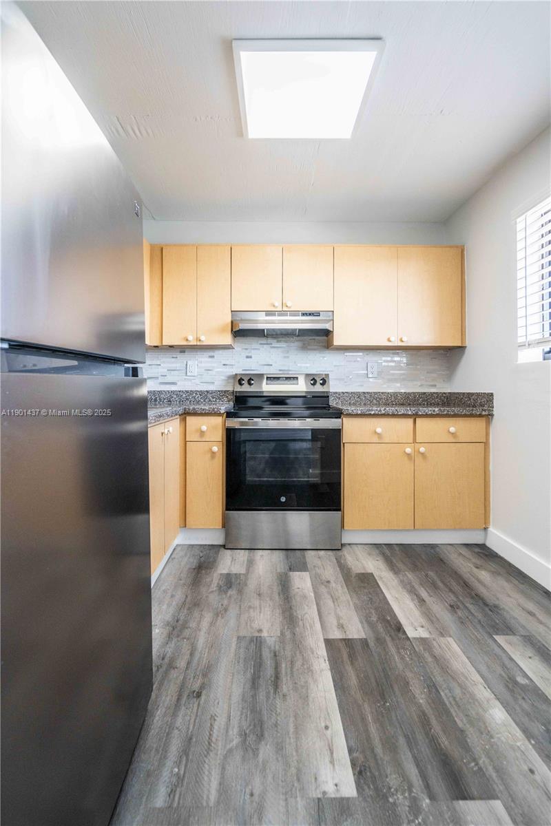 OCEANSIDE SEC ISLE OF NOR - Residential Lease