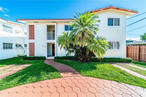 23 NW 33rd Ave UPPER Miami FL 33125