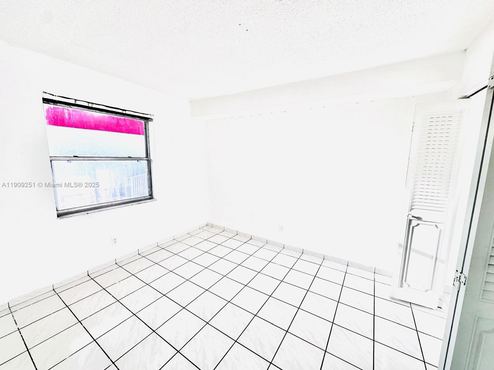 CASA DEL SOL CONDO - Residential Lease