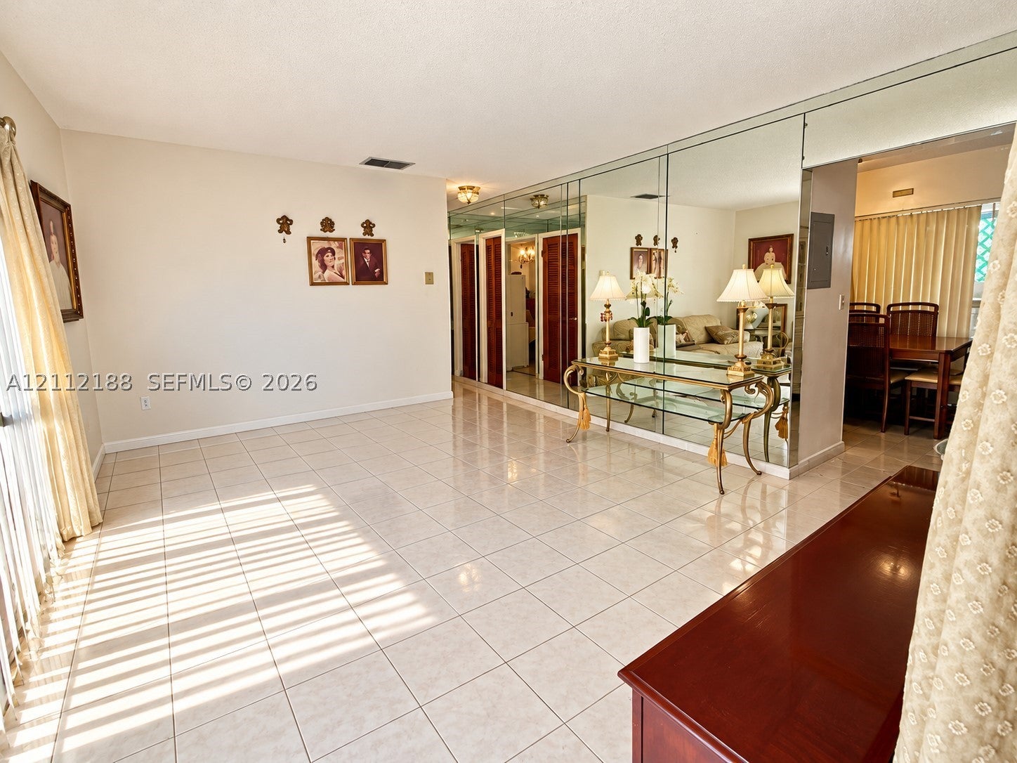2445 SW 19th St