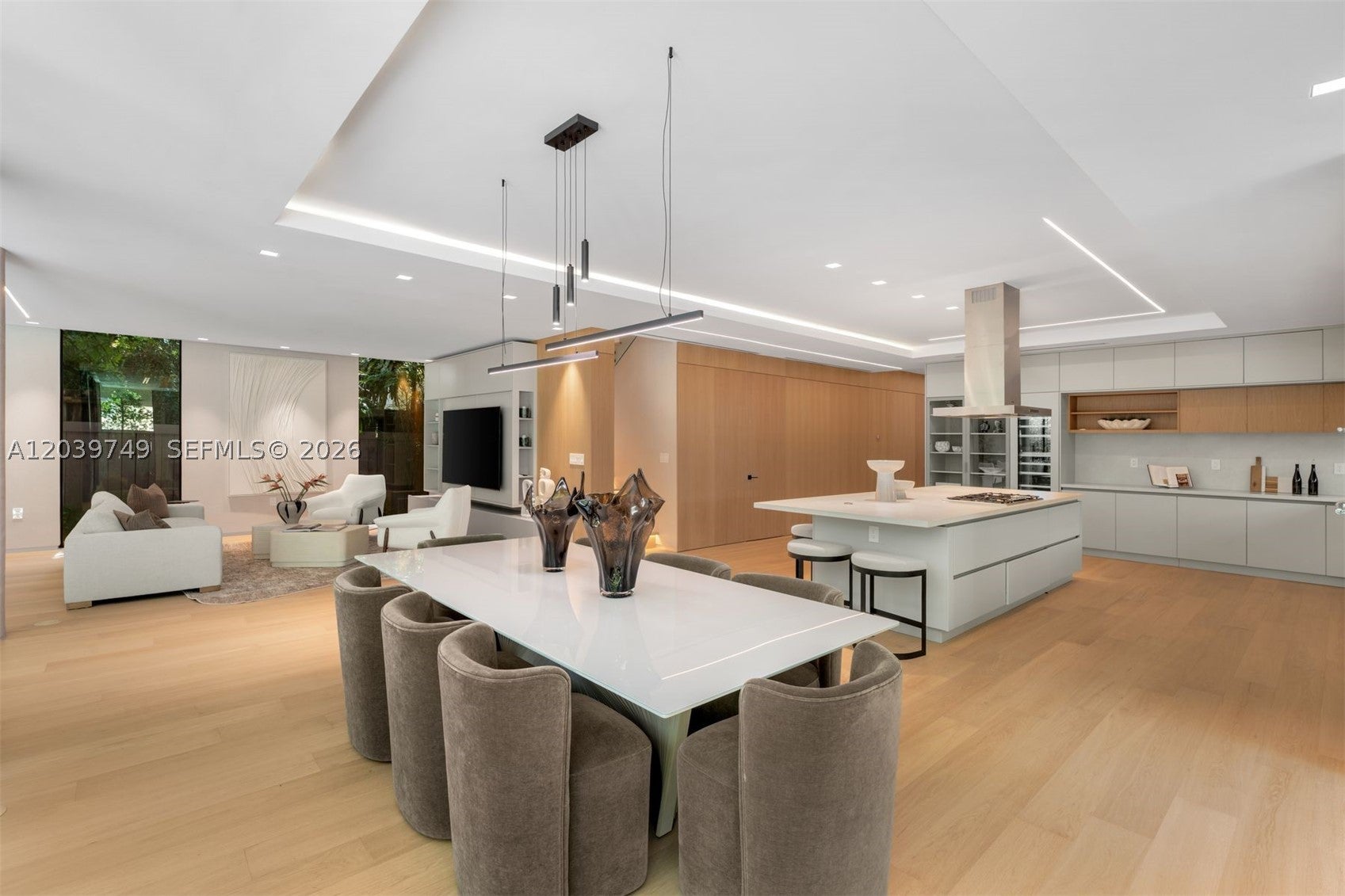 View photos, virtual tours, details... 3579 Avocado Ave