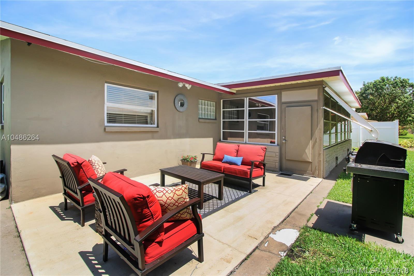 MAINLANDS OF TAMARAC LAKE - Residential