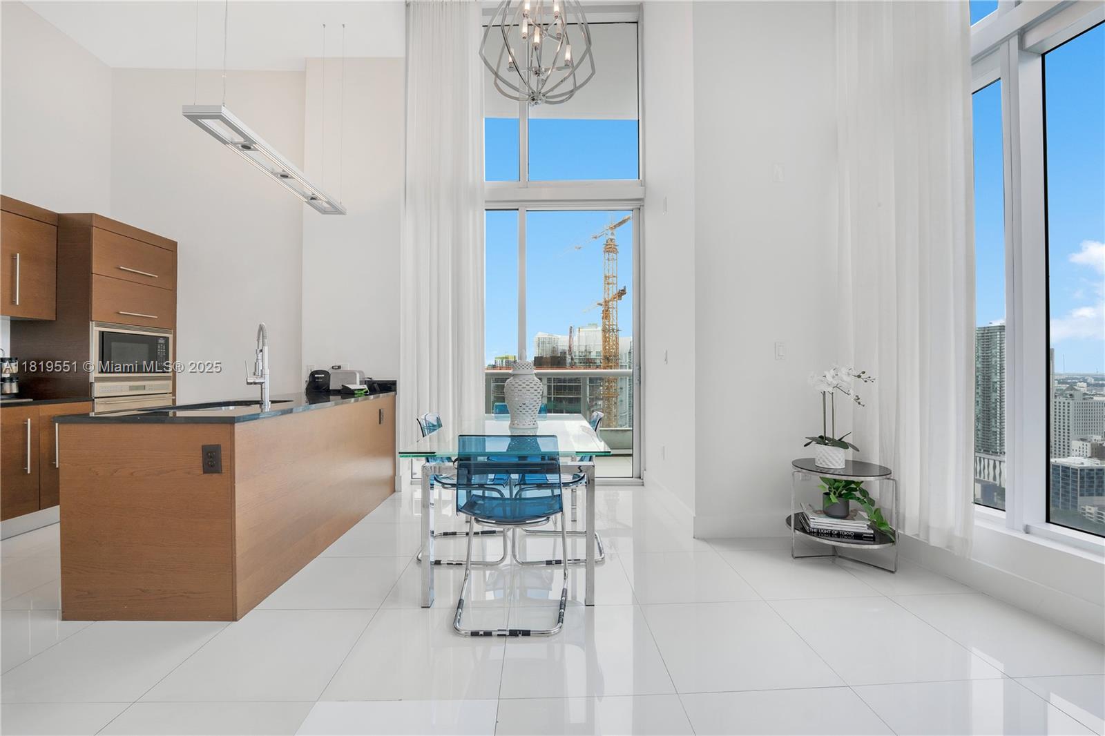 ICON BRICKELL CONDO NO 3 - Residential