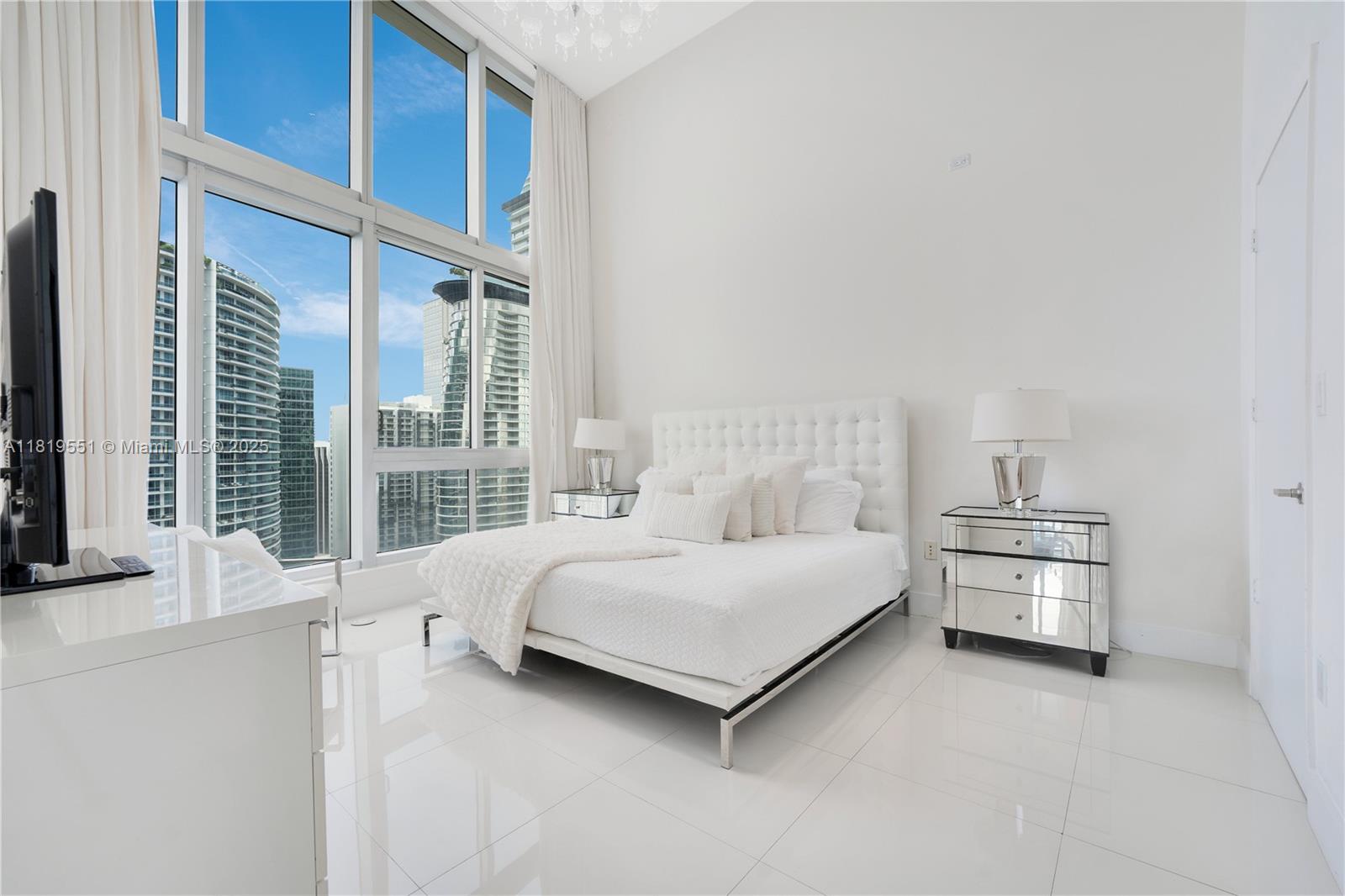 ICON BRICKELL CONDO NO 3 - Residential