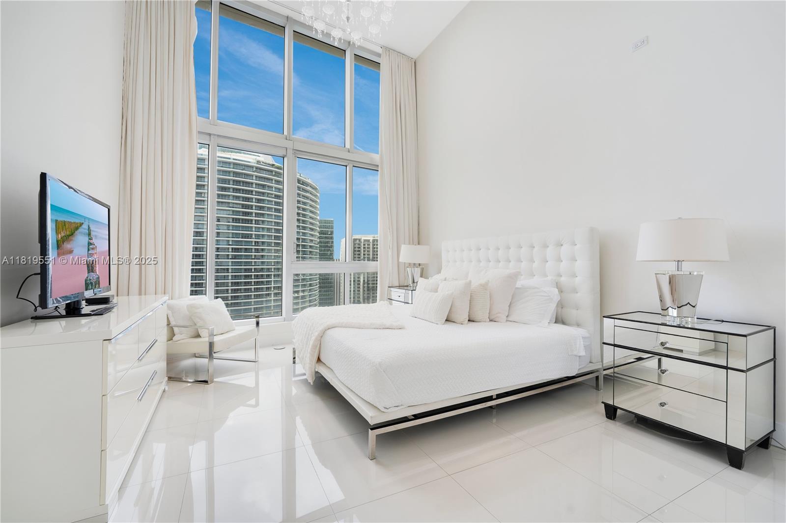 ICON BRICKELL CONDO NO 3 - Residential