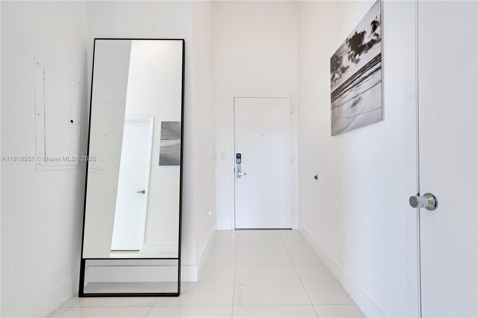 ICON BRICKELL CONDO NO 3 - Residential