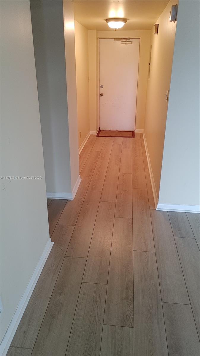 BRIARWOOD CLUB CONDO 3 - Residential Lease