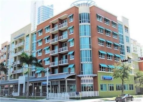 Photo of 2001 Biscayne Blvd #2415, Miami, FL 33137 (MLS # A12103615)